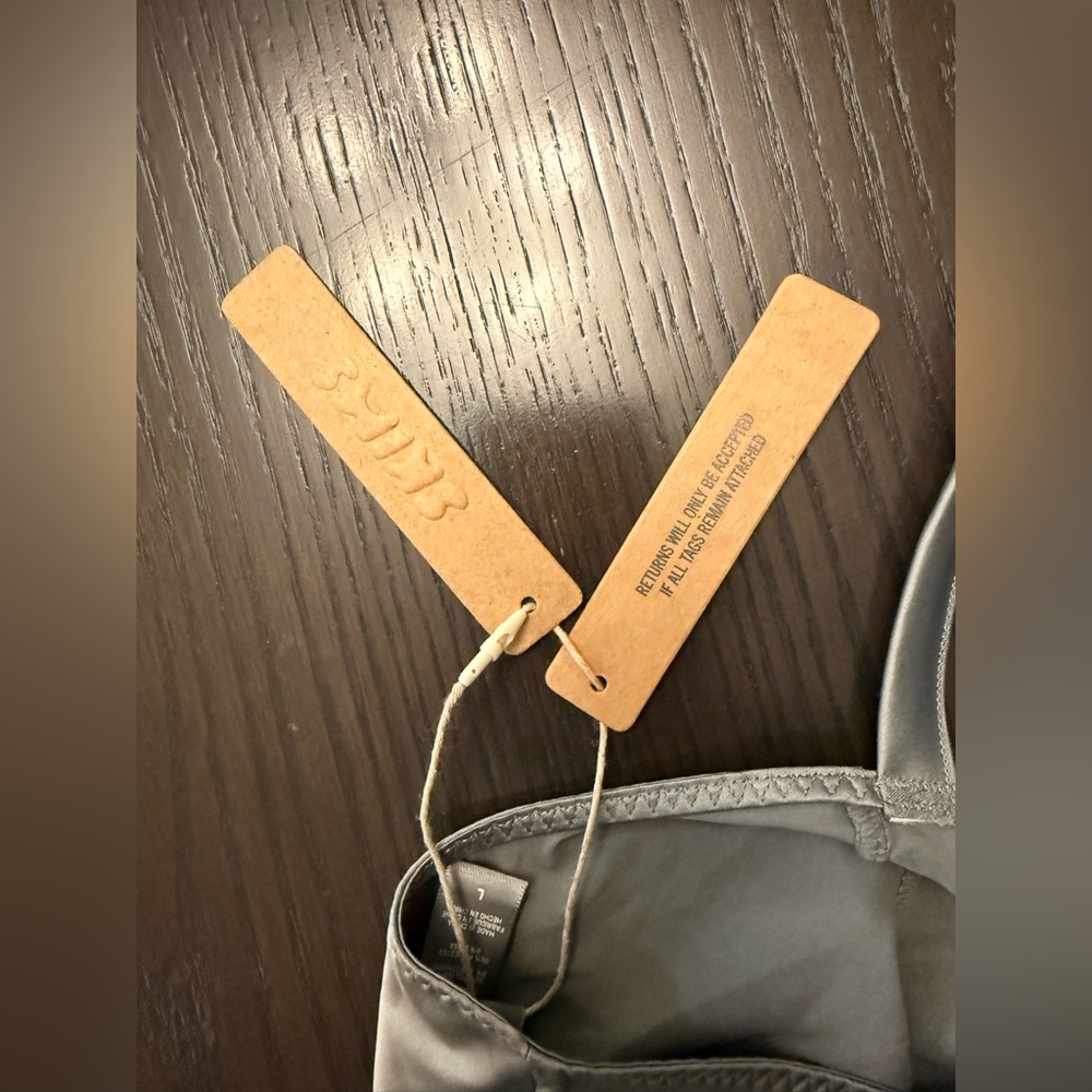 SKIMS- Chrome Woven Shine Tie Back Bralette - Picture 9 of 9